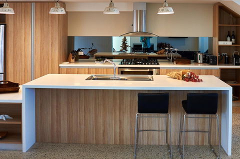 The Urban Beach House - Dalby Accommodation 7