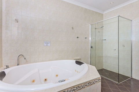 Quality Hotel Bayswater - Dalby Accommodation 20