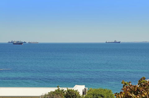 Cottesloe Beach House II - Dalby Accommodation 25