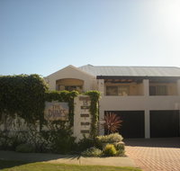 Dunes Scarborough Beach - Dalby Accommodation