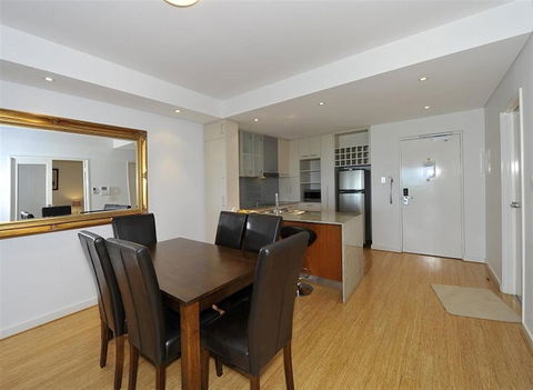 Nautica Residences Mandurah - Dalby Accommodation 12