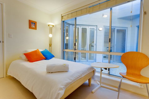 Cottesloe Contemporary Villa - Dalby Accommodation 6