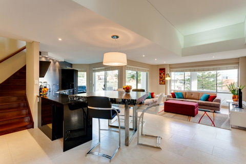 Cottesloe Contemporary Villa - Dalby Accommodation 9