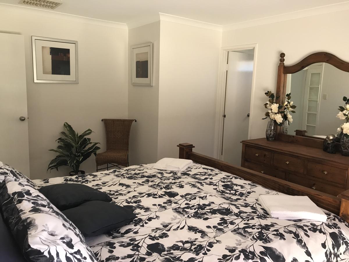 Edgewater WA Dalby Accommodation