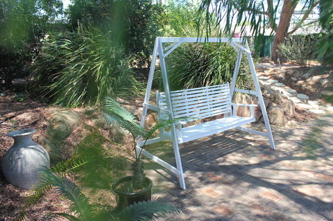 Jacaranda Hideaway Bed & Breakfast - Dalby Accommodation 11