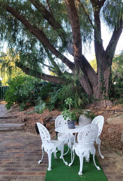 Jacaranda Hideaway Bed & Breakfast - Dalby Accommodation 15
