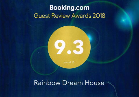 Rainbow Dream House - Dalby Accommodation 1