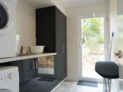 The Villa Dunsborough - Dalby Accommodation 19