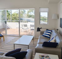 The Villa Dunsborough - Dalby Accommodation