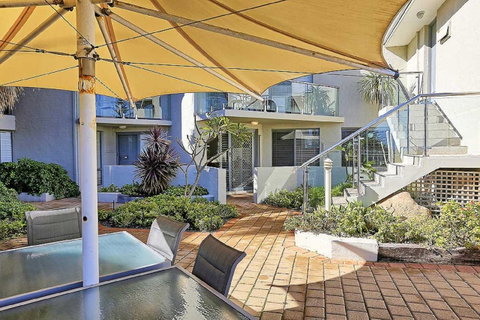 Beachfront @ Scarbs - Dalby Accommodation 0