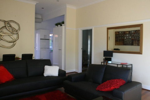 Kenata-Fairway Apartment Hotel - Dalby Accommodation 9