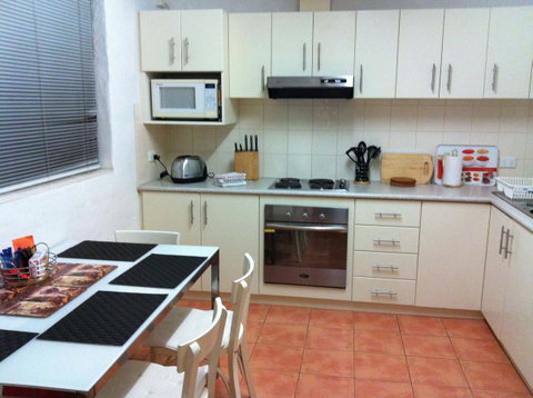 Kenata-Fairway Apartment Hotel - Dalby Accommodation 17