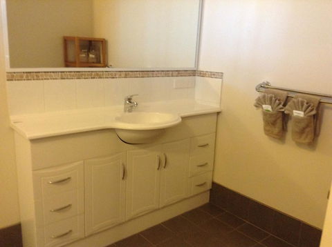 Peoples Park - Dalby Accommodation 12