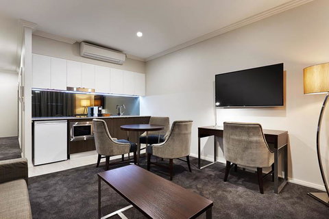 Attika Hotel - Dalby Accommodation 2