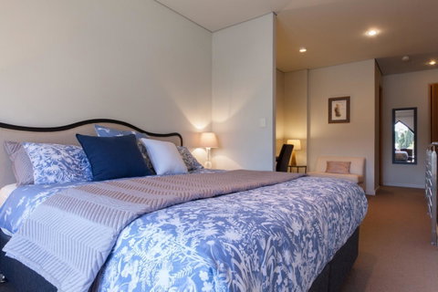 Cloisters - Dalby Accommodation 10
