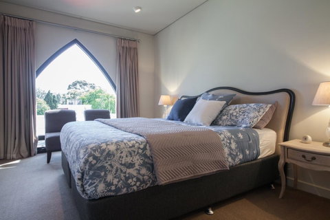 Cloisters - Dalby Accommodation 11