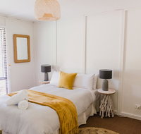 Margaret River Holiday Cottages - Dalby Accommodation