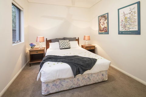 Calm Waters - Dalby Accommodation 9