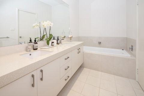 Calm Waters - Dalby Accommodation 16
