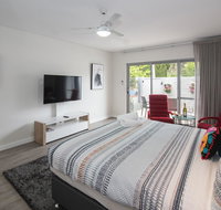 Churchill Studios - Dalby Accommodation