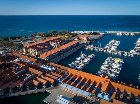 Hillarys Harbour Resort - Dalby Accommodation 4