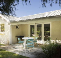 Whitesands Holiday Villas - Dalby Accommodation