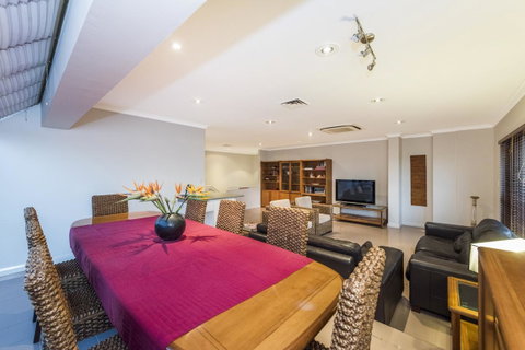 Perth Luxury Accommodation - Dalby Accommodation 40