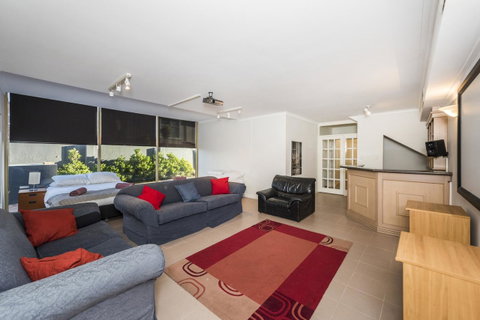 Perth Luxury Accommodation - Dalby Accommodation 29