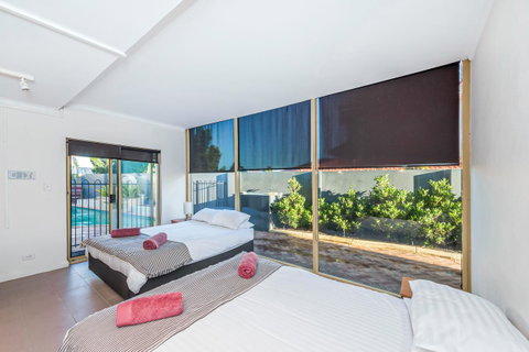 Perth Luxury Accommodation - Dalby Accommodation 4