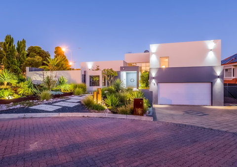 Perth Luxury Accommodation - Dalby Accommodation 0