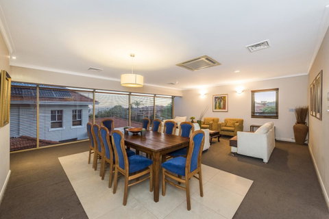Perth Luxury Accommodation - Dalby Accommodation 34