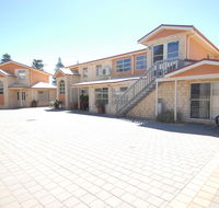 Yot Spot Apartments - Dalby Accommodation