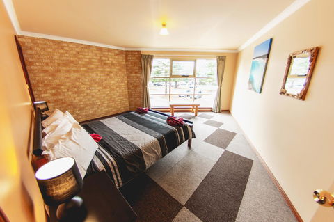 Esperance Foreshore Apartments - Dalby Accommodation 12