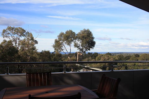 Cape Villas - Dalby Accommodation 6