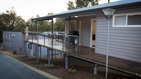 Cape Villas - Dalby Accommodation 28