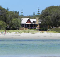 Beach House Dunsborough - Dalby Accommodation