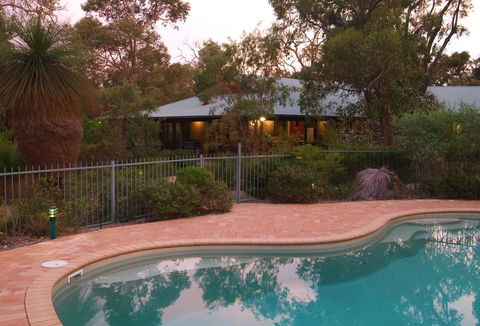 53 Martina Drive - Dalby Accommodation 4