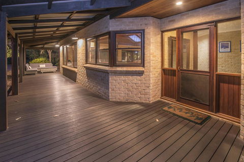 53 Martina Drive - Dalby Accommodation 5