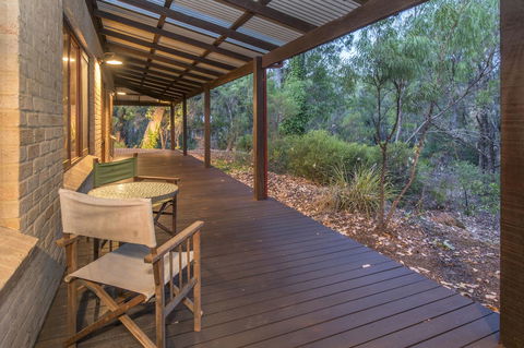 53 Martina Drive - Dalby Accommodation 11