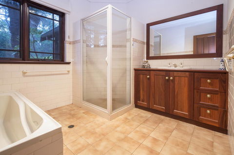 53 Martina Drive - Dalby Accommodation 23