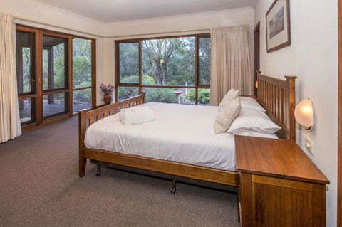 53 Martina Drive - Dalby Accommodation 18