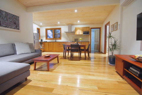 Aiyana Retreat - Dalby Accommodation 7