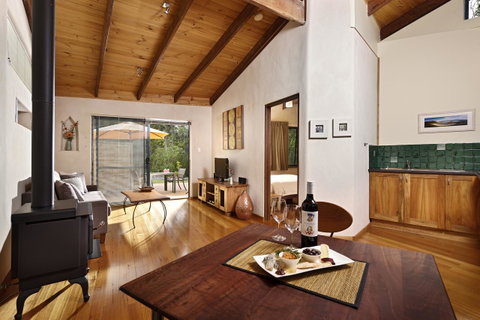 Aiyana Retreat - Dalby Accommodation 2