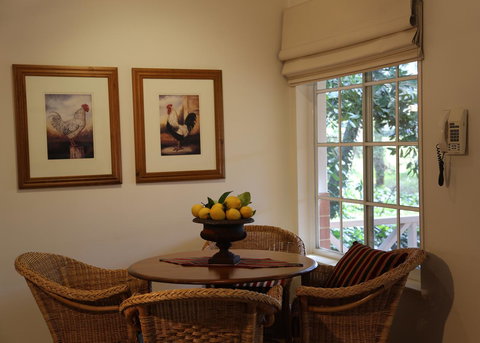 Two Sisters Chalets - Dalby Accommodation 29