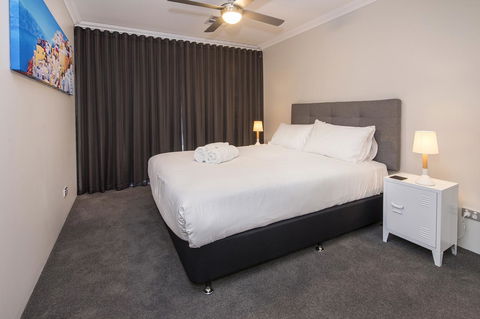 15 Cabot Close - Dalby Accommodation 8