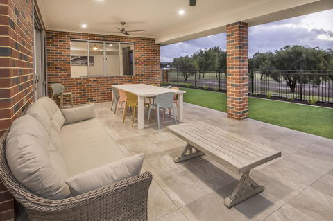 15 Cabot Close - Dalby Accommodation 21