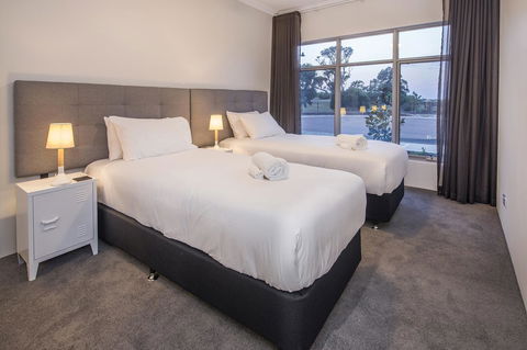 15 Cabot Close - Dalby Accommodation 9