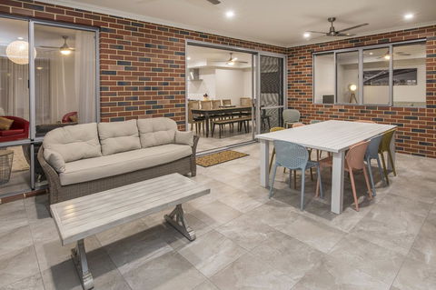 15 Cabot Close - Dalby Accommodation 22