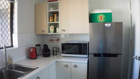 Relax, Bright & Airy Garden Villa - Dalby Accommodation 31