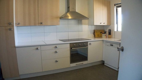 Relax, Bright & Airy Garden Villa - Dalby Accommodation 33